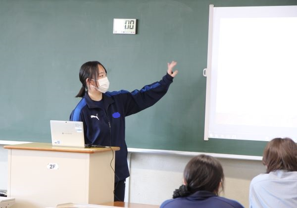 080309 高１探究発表 (354).JPG